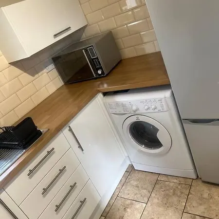 Large Modern Studio Flat Appartement